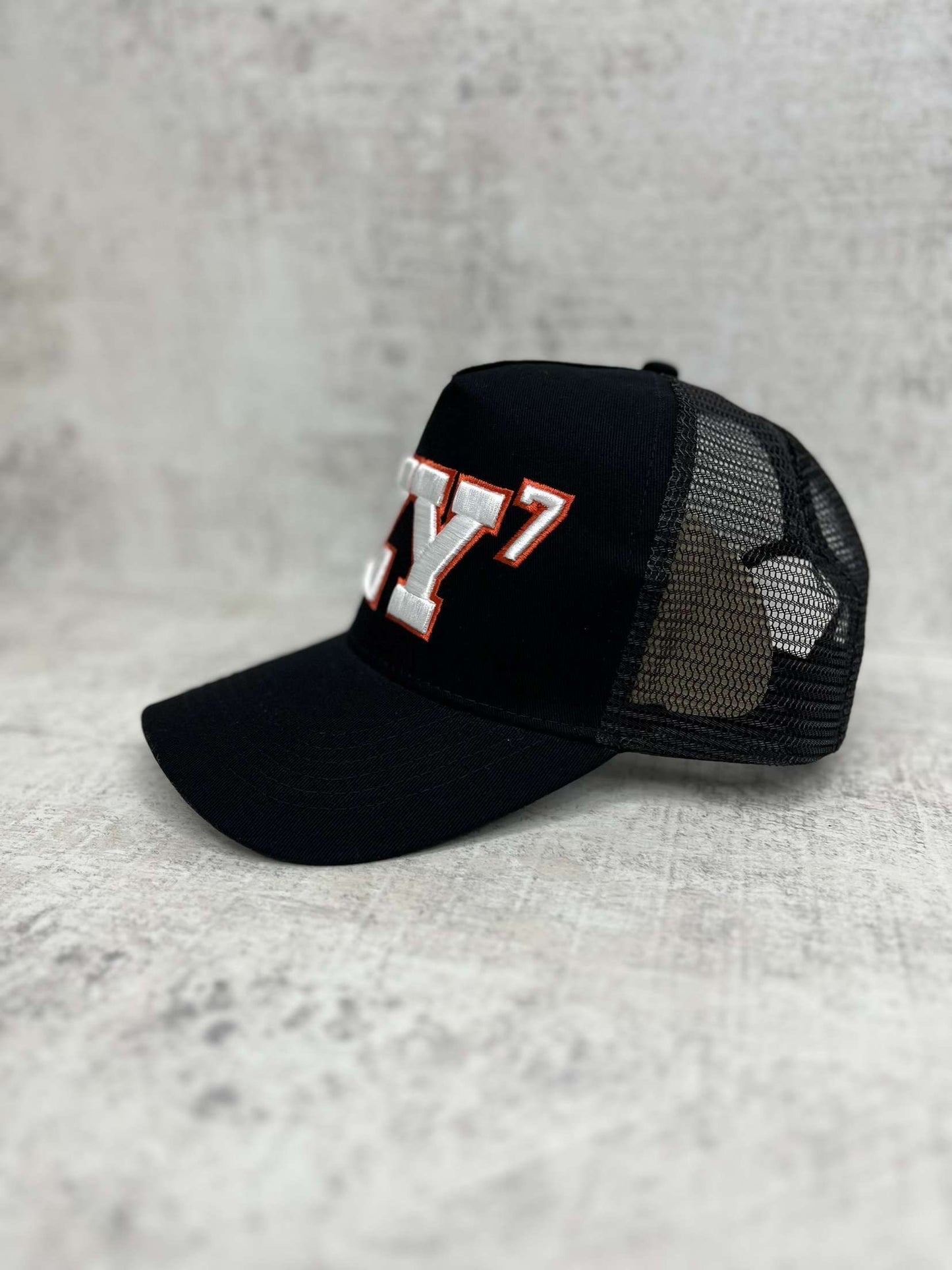 ZENY7 (BLACK & RED TRUCKER CAP)